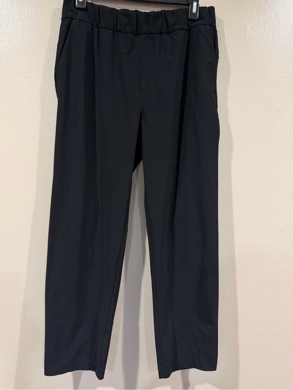 Vouri Women’s Black Elastic-Waist Pants Great condition